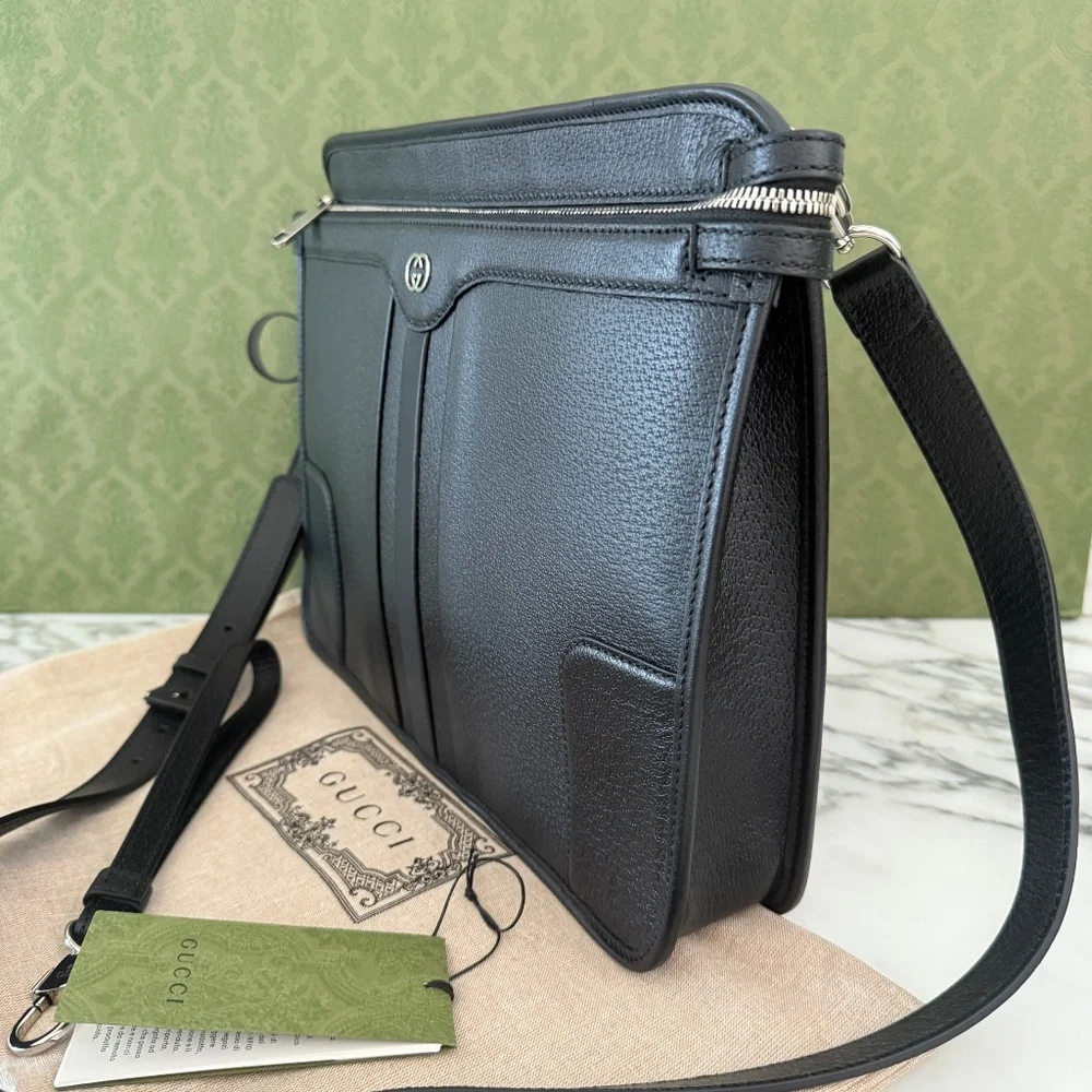 Gucci 735111 Unisex Black‎ Saffiano Leather Messenger Bag